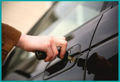 Half Price Locksmith Services Tucson, AZ 520-226-3043 - 12-unlock-car